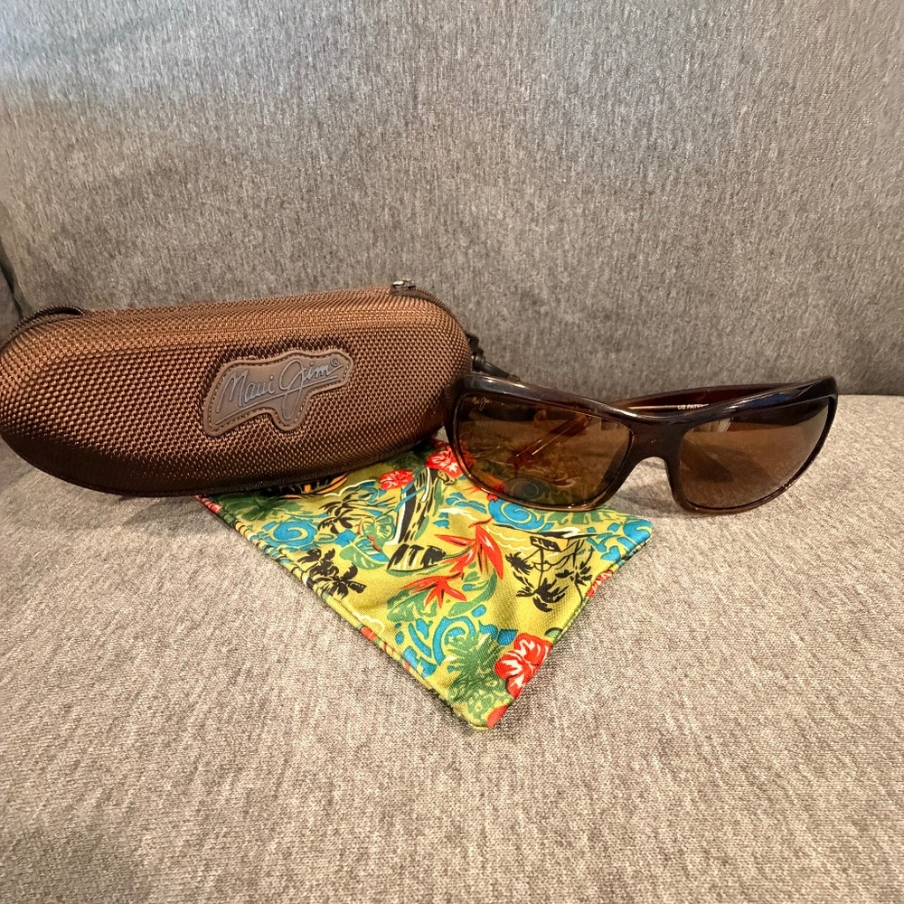 Maui Jim “MAUI” Sunglases